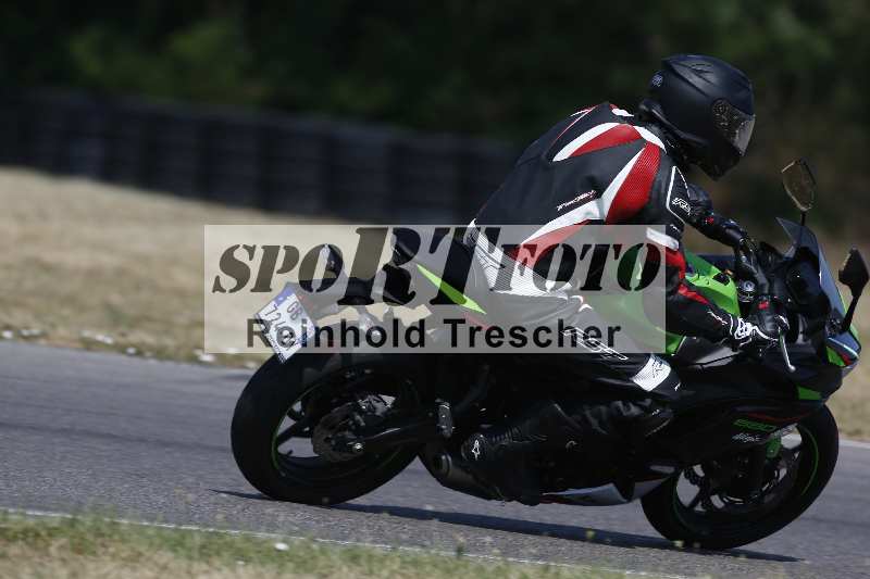 Archiv-2023/28 05.06.2023 Moto Club Anneau du Rhin/blanc-novice/5